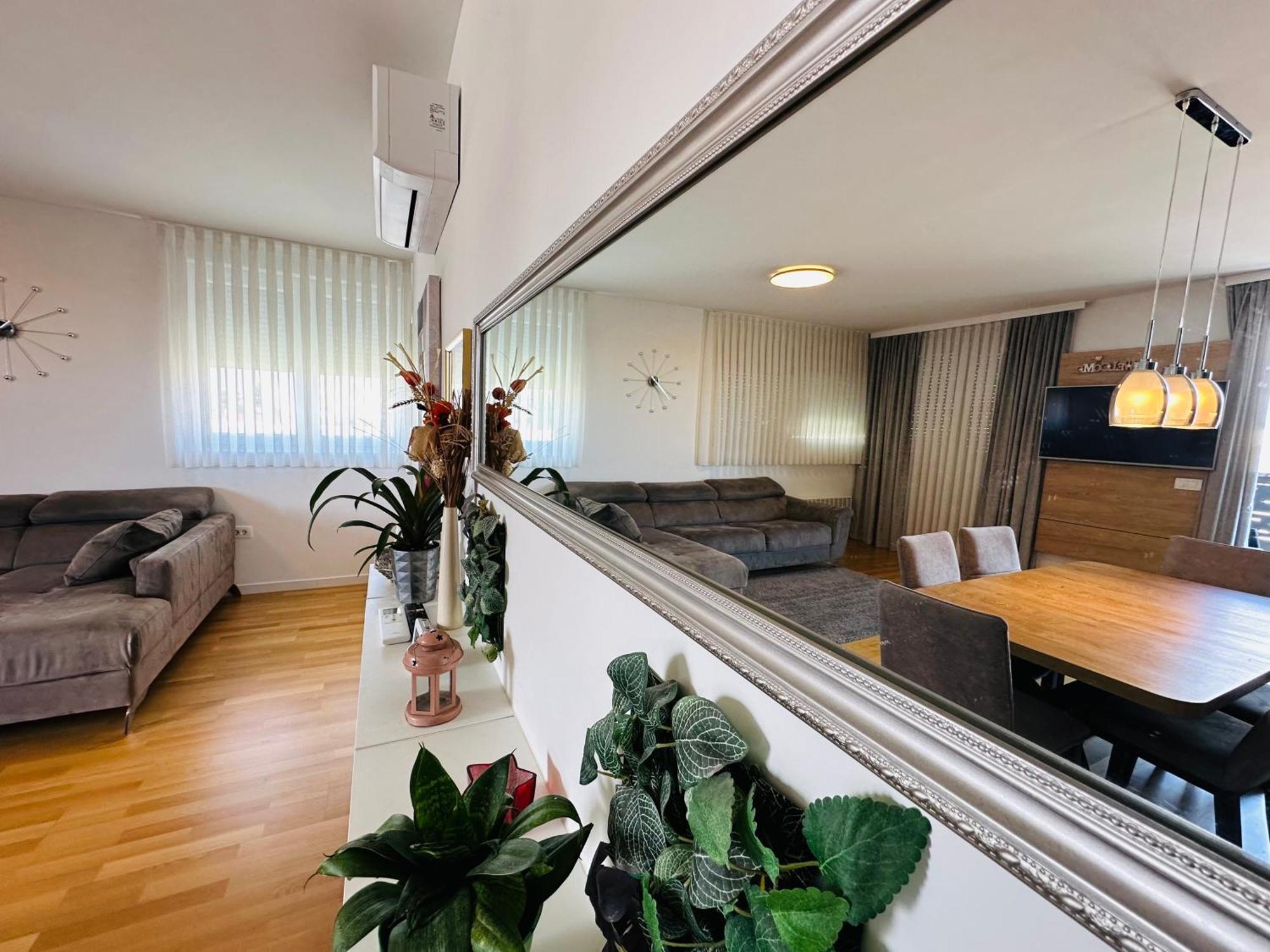 Apartment King With Private Parking Zadar Eksteriør bilde